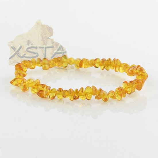 Dark yellow chips style amber bracelet